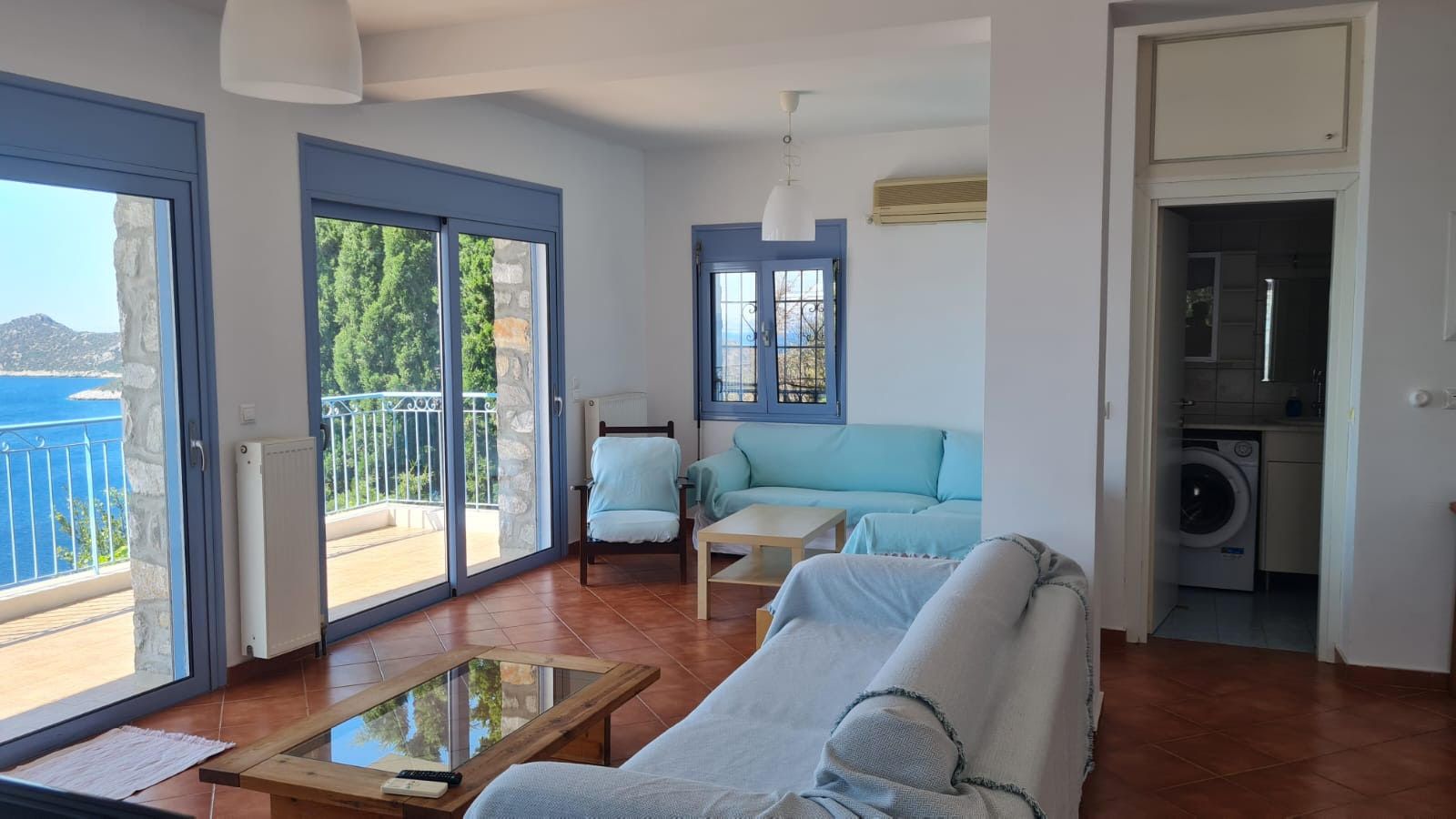 Lounge seating with balcony access
