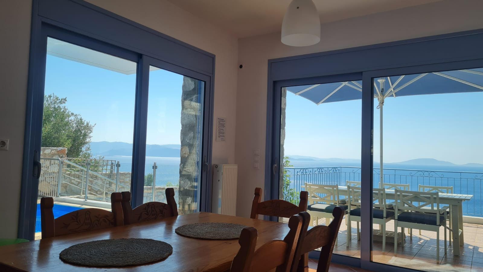 Dining table with a view over the sea